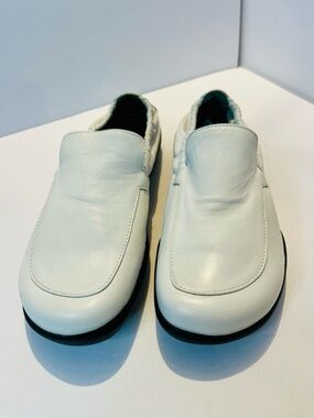 BALLY White Leather Slip On Shoes Italy Size 6.5 / 36.5 Comfort Minimalist